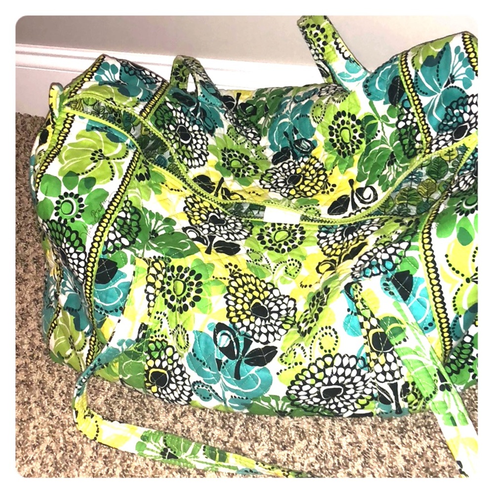 Large Vera Duffle!